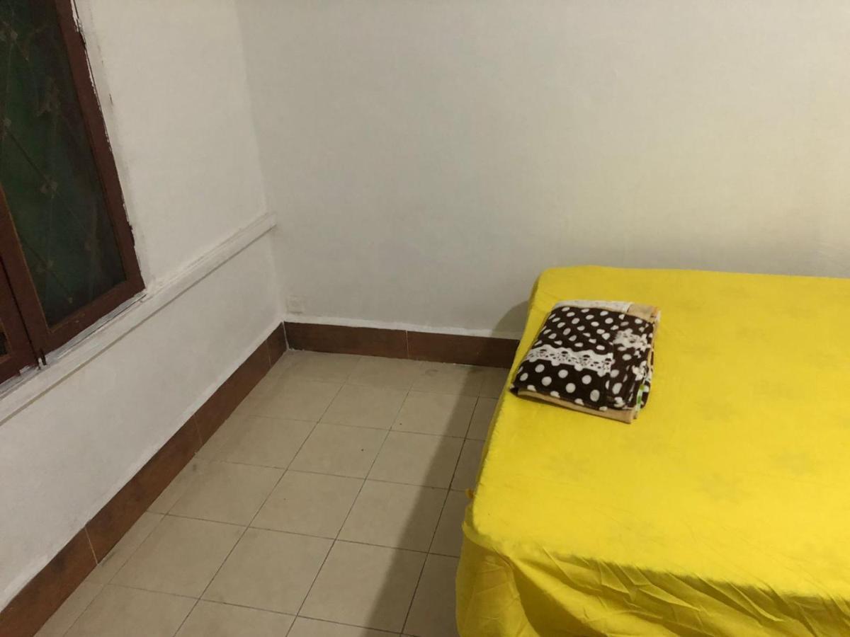 Vernice Backpacker Hostel Vientiane Exterior foto