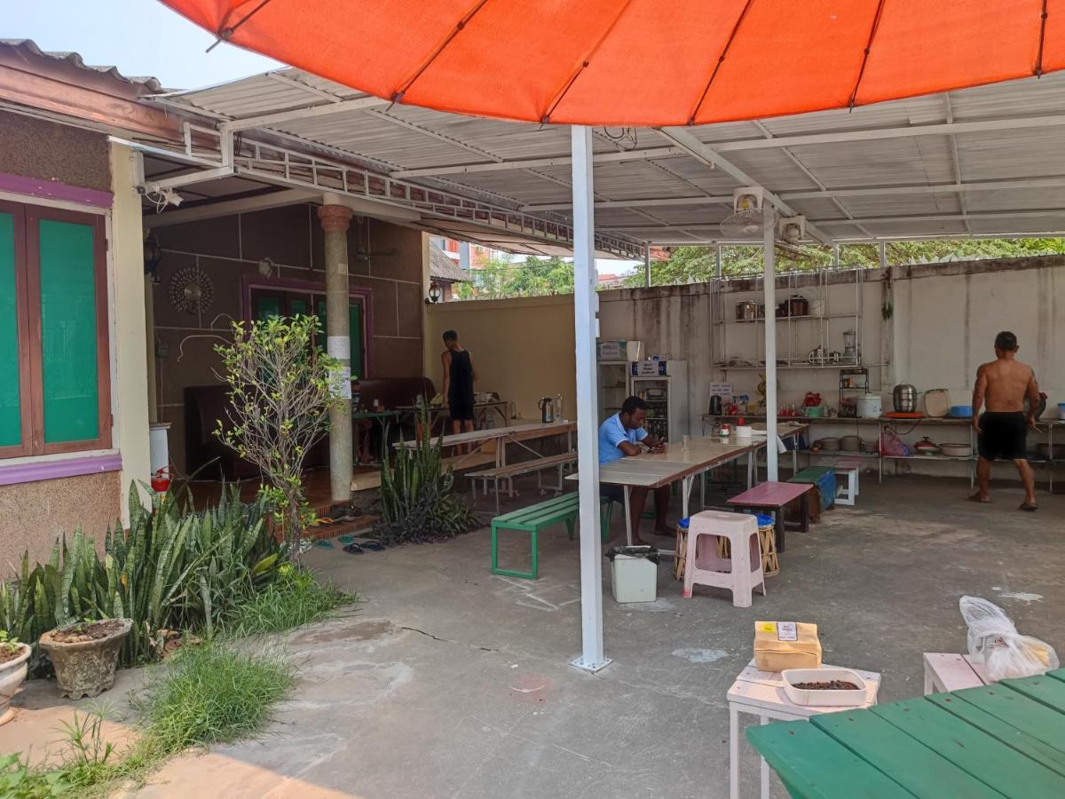 Vernice Backpacker Hostel Vientiane Exterior foto