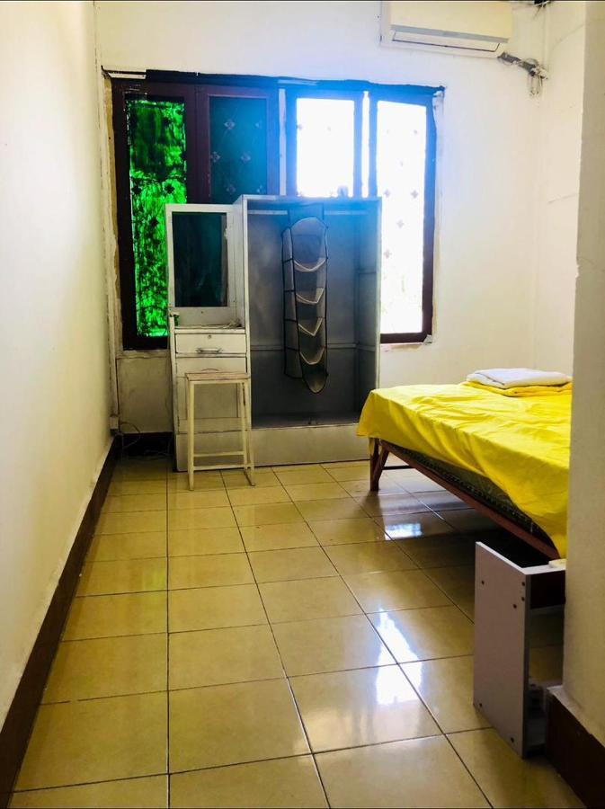 Vernice Backpacker Hostel Vientiane Exterior foto