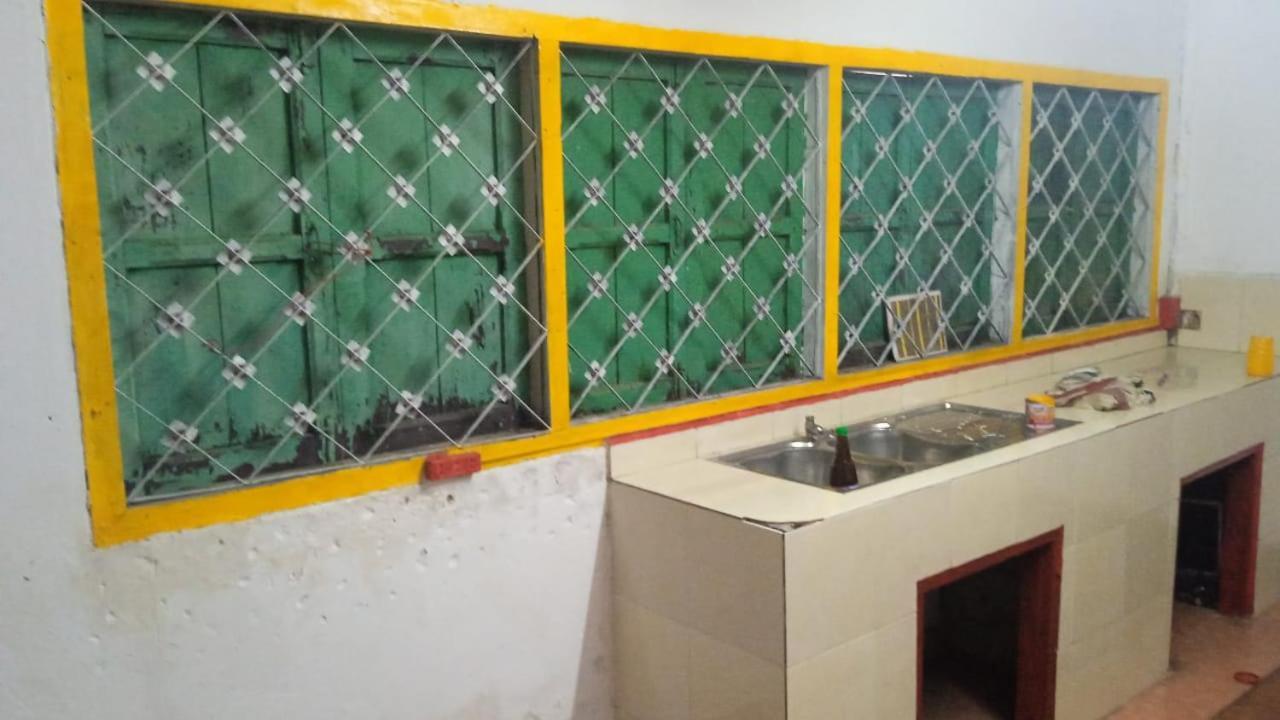 Vernice Backpacker Hostel Vientiane Exterior foto